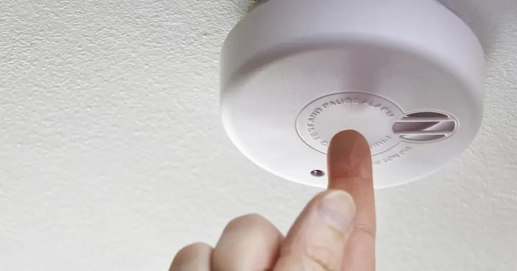 Carbon monoxide & smoke alarms should be installed